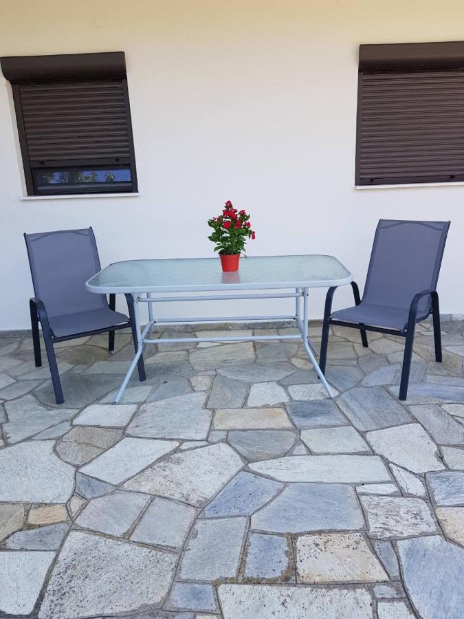 ניאה סקיוני Lemon Flowers Apartments מראה חיצוני תמונה